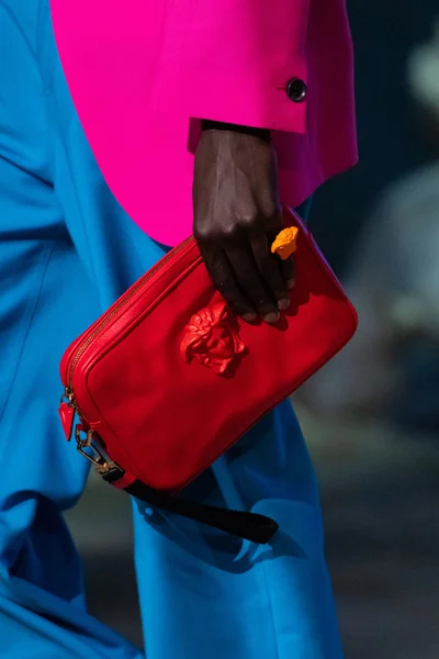 Look 35